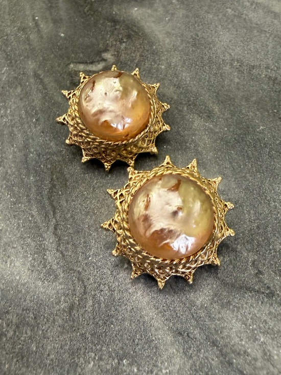 Hattie Carnegie Jewelry - Vintage Hattie Carnegie Golden Champagne Sun Pearl Statement Clip On Earrings